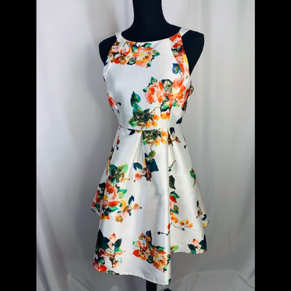 LARA Empire Floral Dress